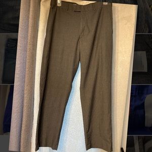 Men’s Perry Ellis portfolio dress pants